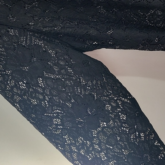 Elegant Lace Kimono Black - Picture 10 of 15